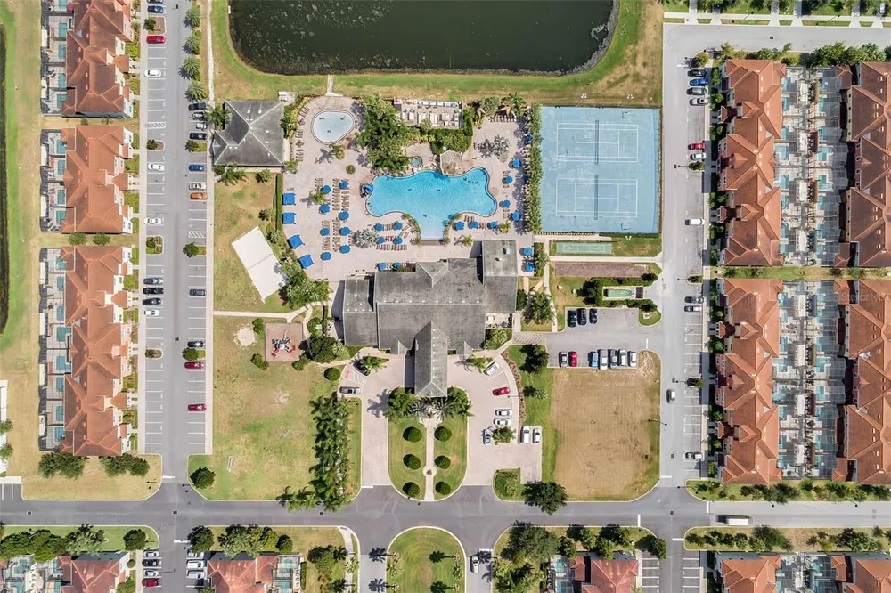 8957 CAT PALM ROAD Kissimmee, FL 34747
