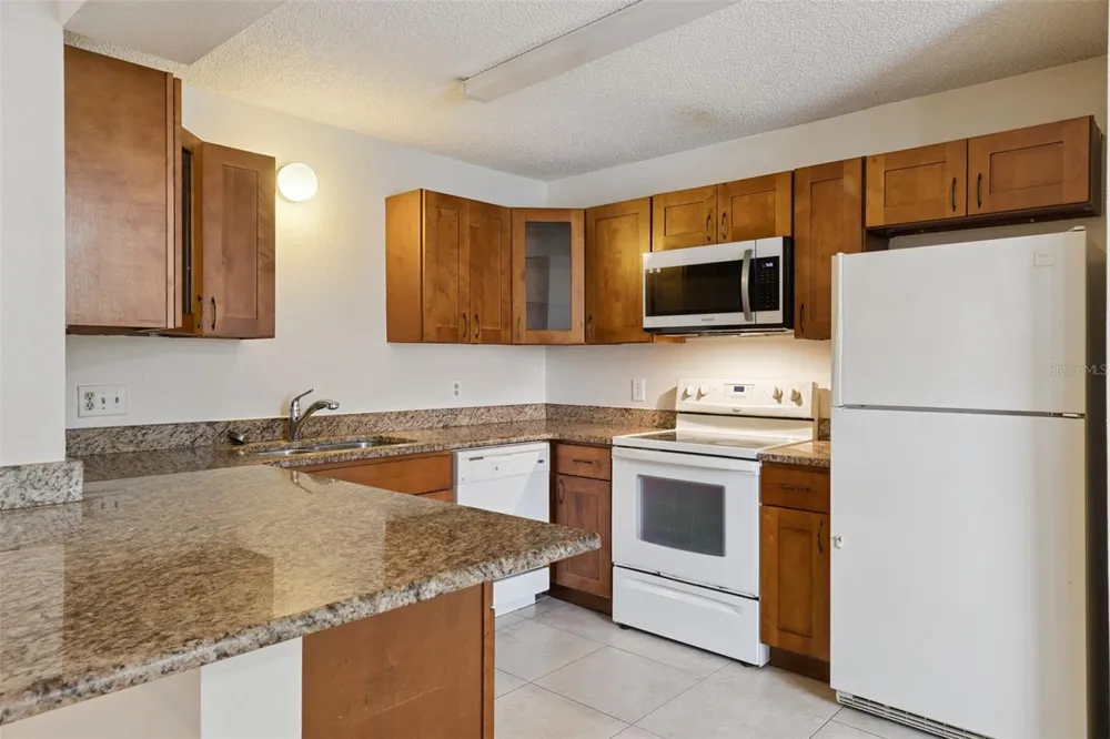 457 HEMLOCK STREET Altamonte Springs, FL 32714