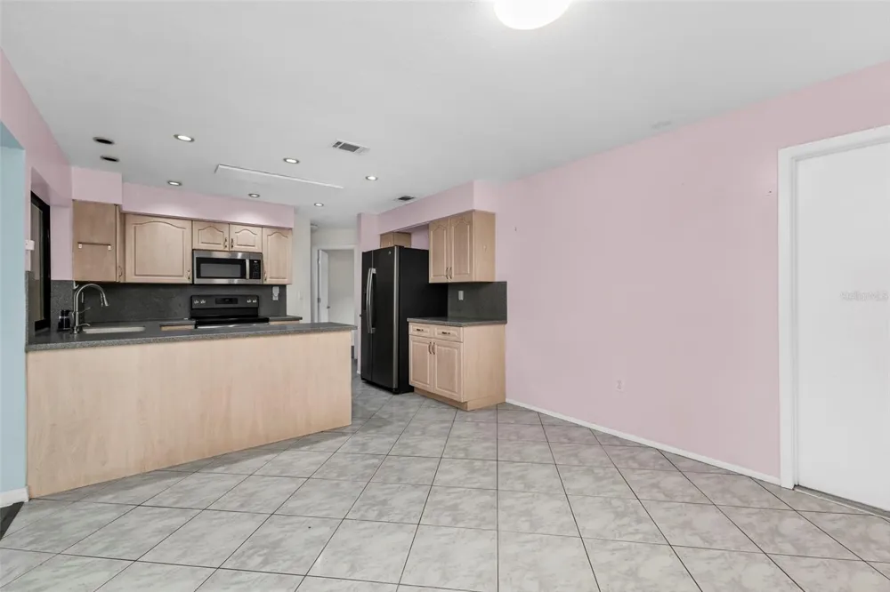 2399 RIO DE JANEIRO AVENUE Punta Gorda, FL 33983