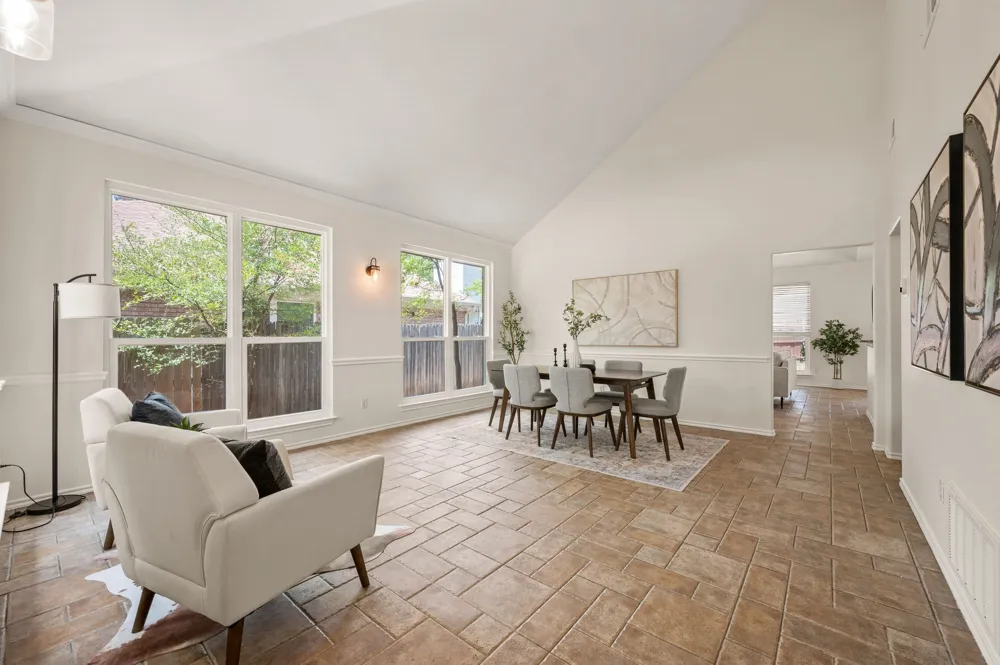 9045 Tyne Trail Fort Worth, TX 76118