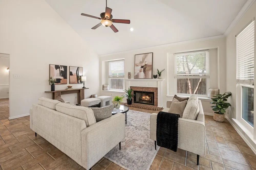 9045 Tyne Trail Fort Worth, TX 76118