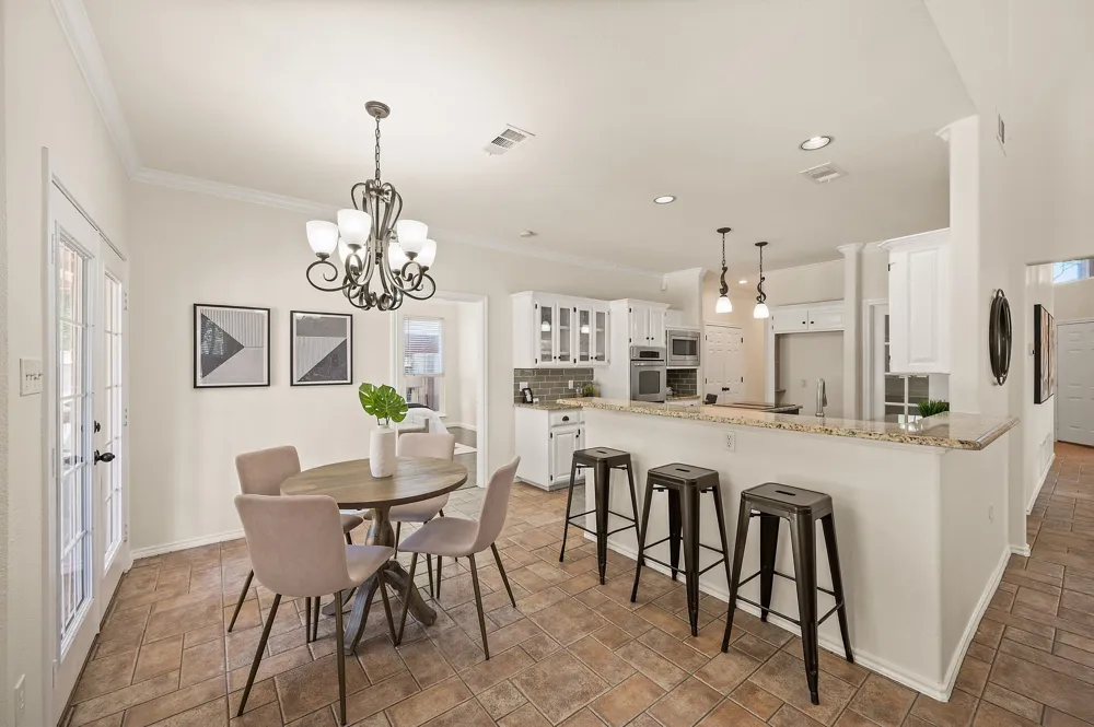 9045 Tyne Trail Fort Worth, TX 76118