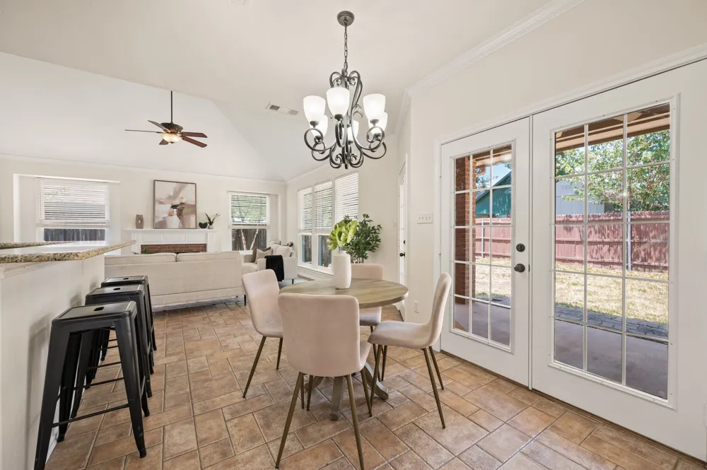 9045 Tyne Trail Fort Worth, TX 76118