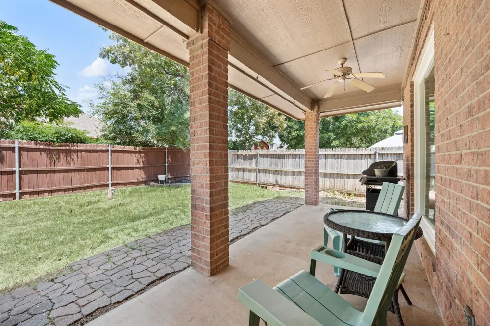 9045 Tyne Trail Fort Worth, TX 76118