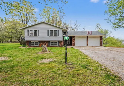 20420 Thornapple Lane