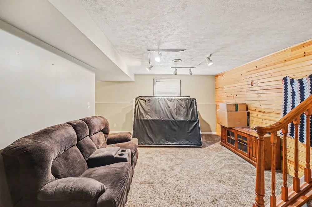 20420 Thornapple Lane Big Rapids, MI 49307