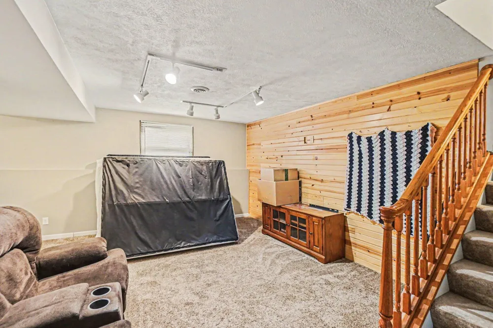 20420 Thornapple Lane Big Rapids, MI 49307