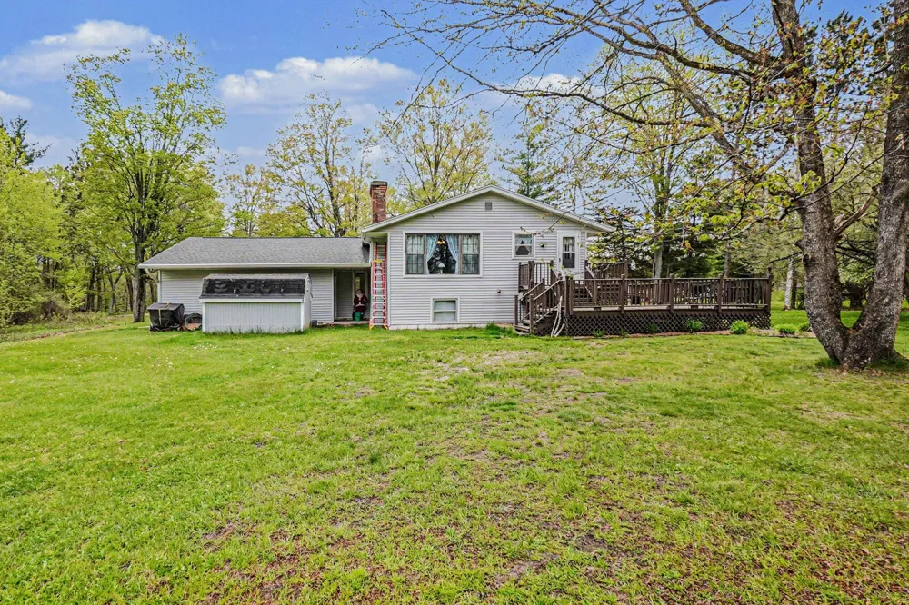 20420 Thornapple Lane Big Rapids, MI 49307