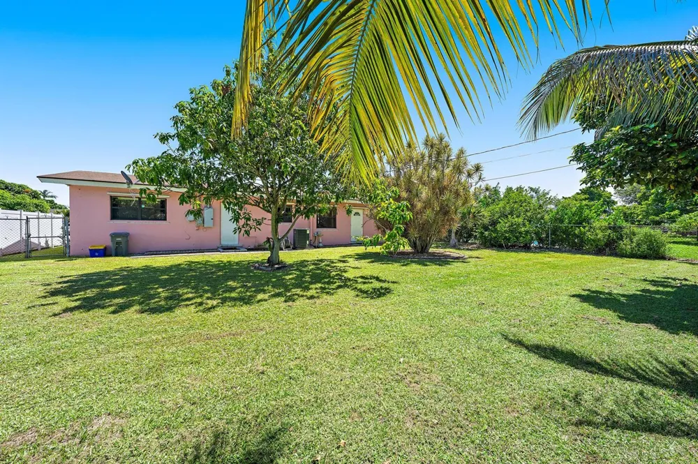 4057 CHUKKER DRIVE Palm Springs, FL 33406