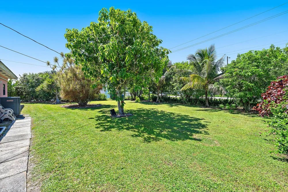 4057 CHUKKER DRIVE Palm Springs, FL 33406
