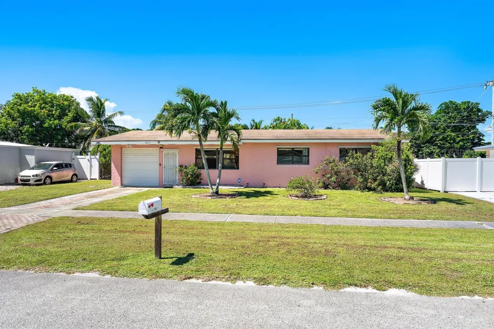4057 CHUKKER DRIVE Palm Springs, FL 33406