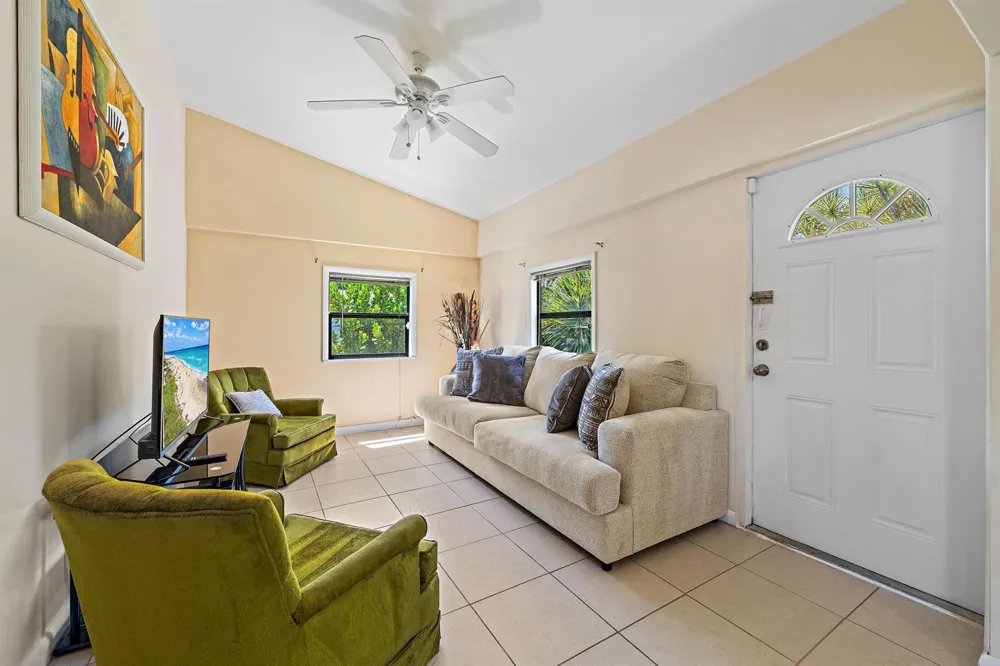 4057 CHUKKER DRIVE Palm Springs, FL 33406