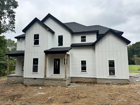 105 Contrary Rd