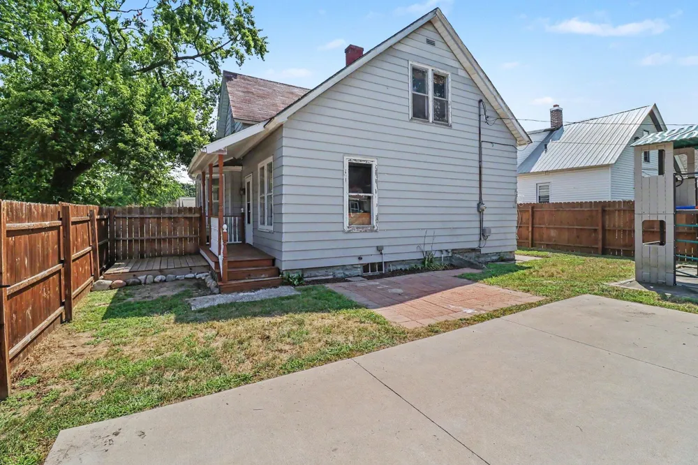 113 Franklin Street Ludington City, MI 49431
