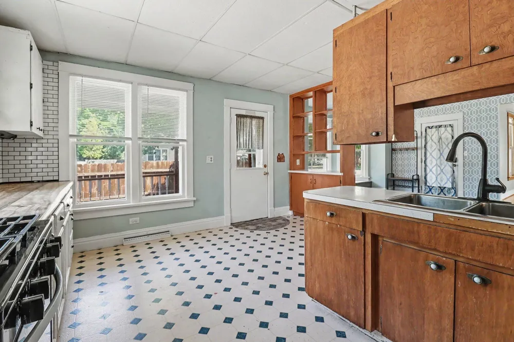 113 Franklin Street Ludington City, MI 49431