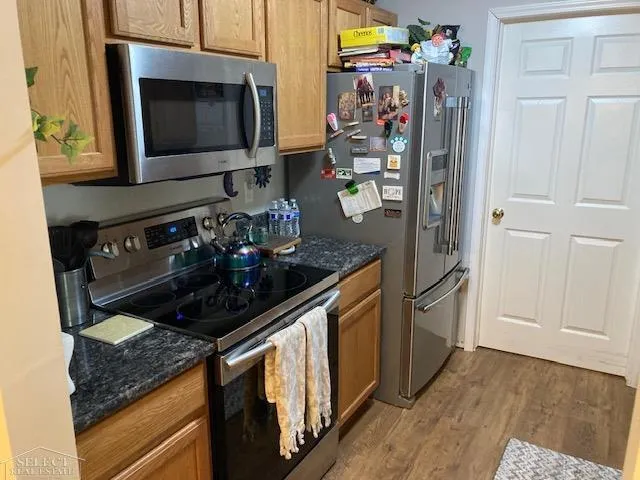 21868 Hartford Way Macomb Township, MI 48042