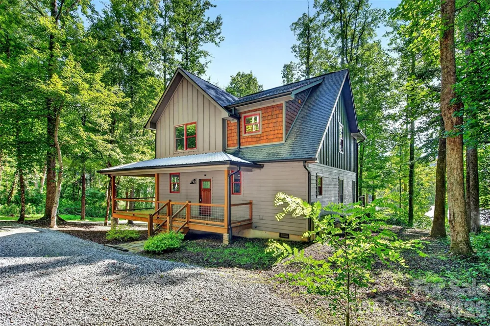 43 Clinchfield Gap Road Marion, NC 28752