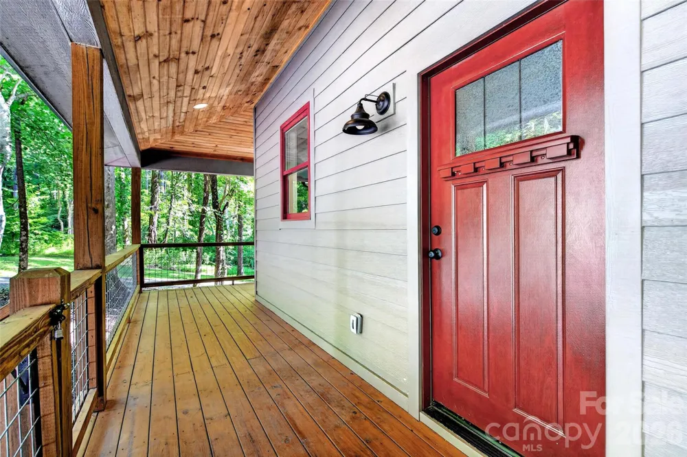 43 Clinchfield Gap Road Marion, NC 28752