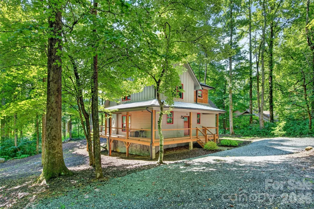 43 Clinchfield Gap Road Marion, NC 28752