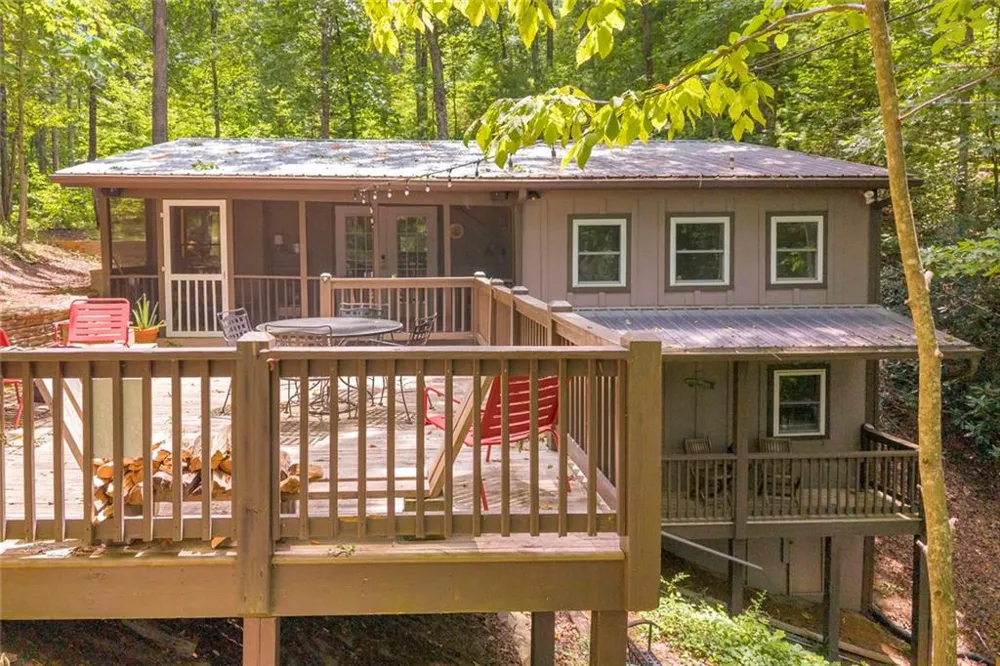 185 Pope Dickson Lane Clarkesville, GA 30523