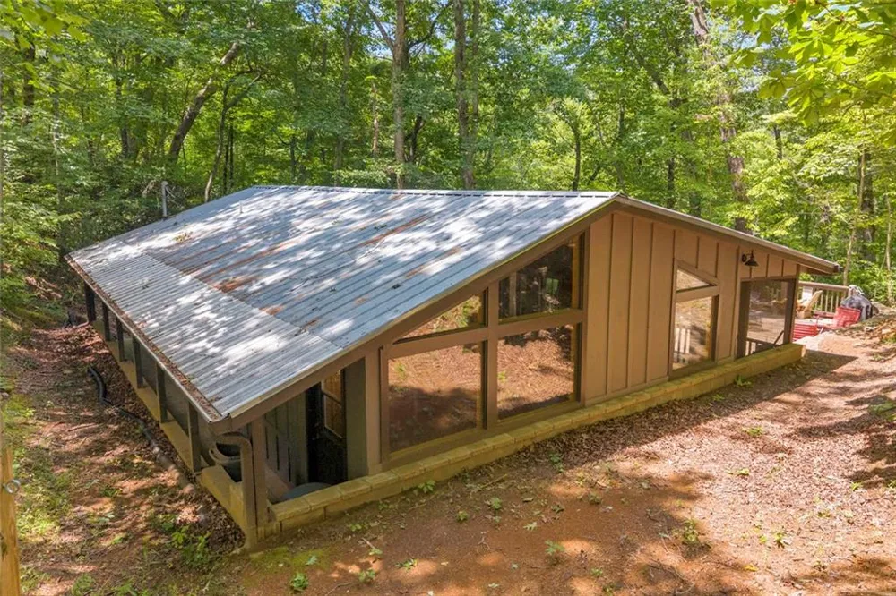 185 Pope Dickson Lane Clarkesville, GA 30523