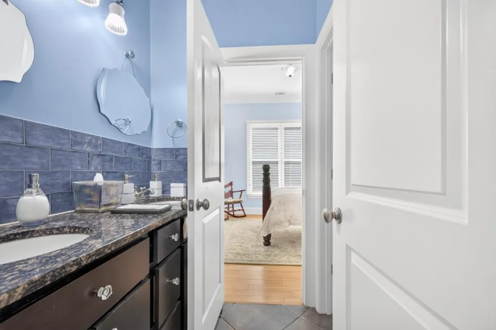 27 Hawks Farm Road White, GA 30184