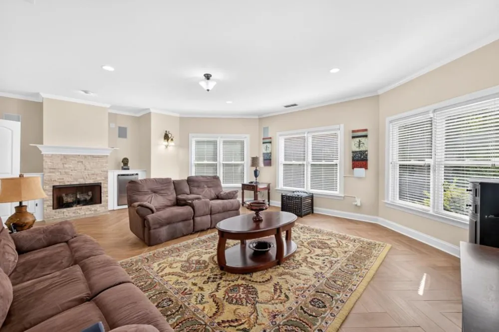 27 Hawks Farm Road White, GA 30184