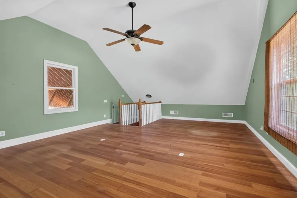 27 Hawks Farm Road White, GA 30184