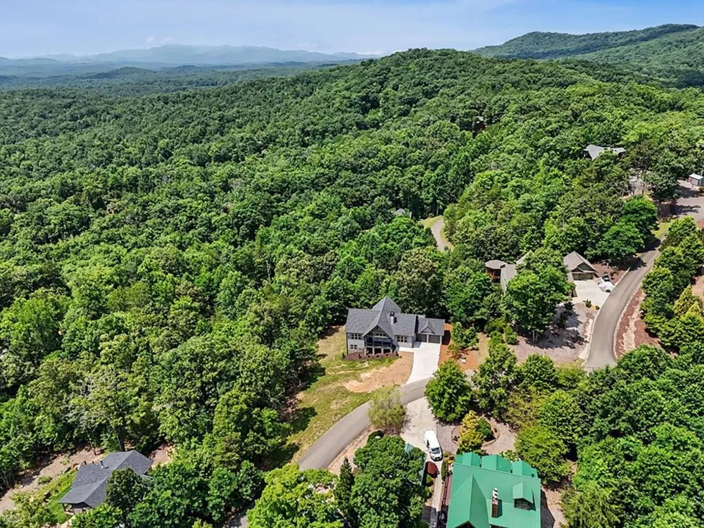 383 Rustic Barn Trail Morganton, GA 30560