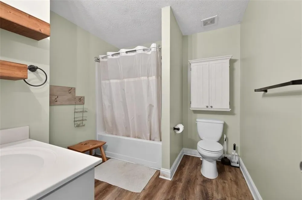 89 Katie Spring Lane Jefferson, GA 30549