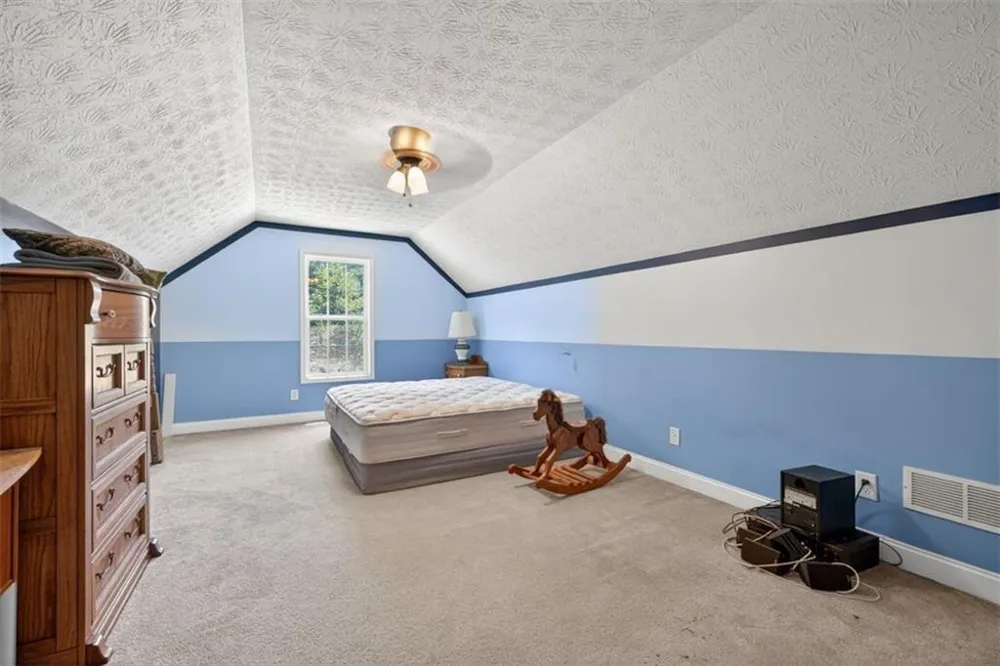 89 Katie Spring Lane Jefferson, GA 30549