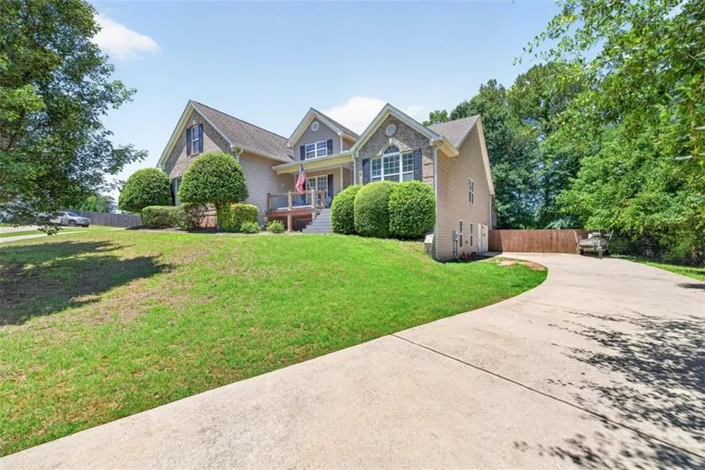 89 Katie Spring Lane Jefferson, GA 30549