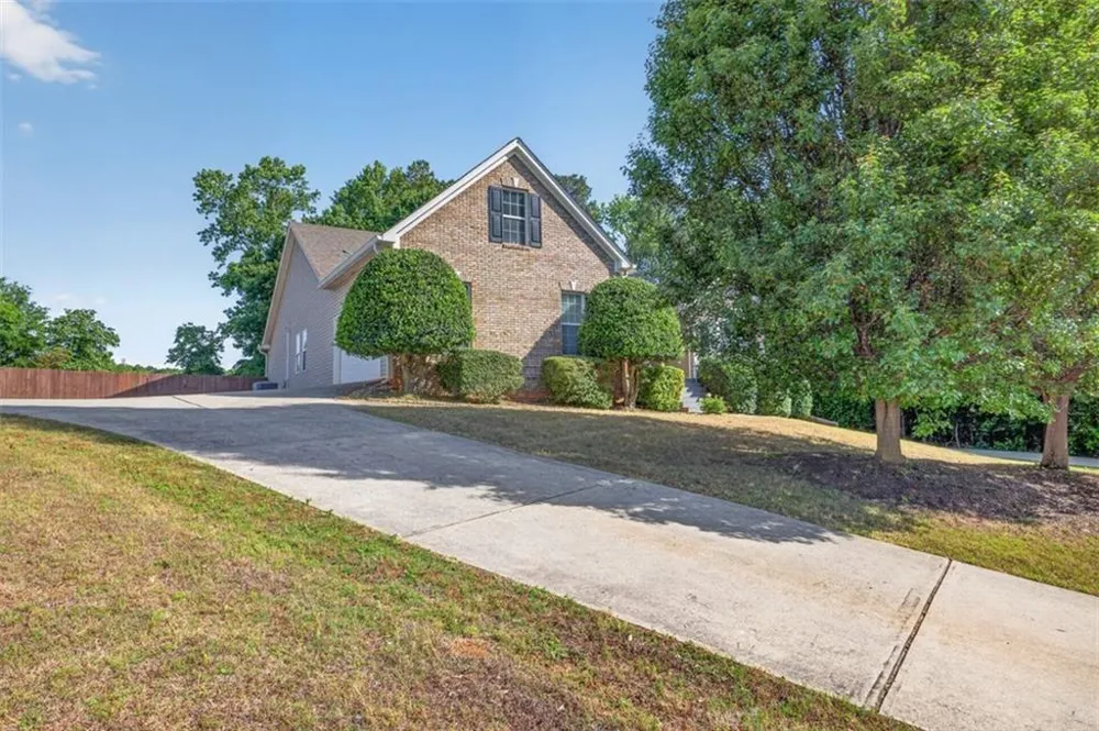 89 Katie Spring Lane Jefferson, GA 30549
