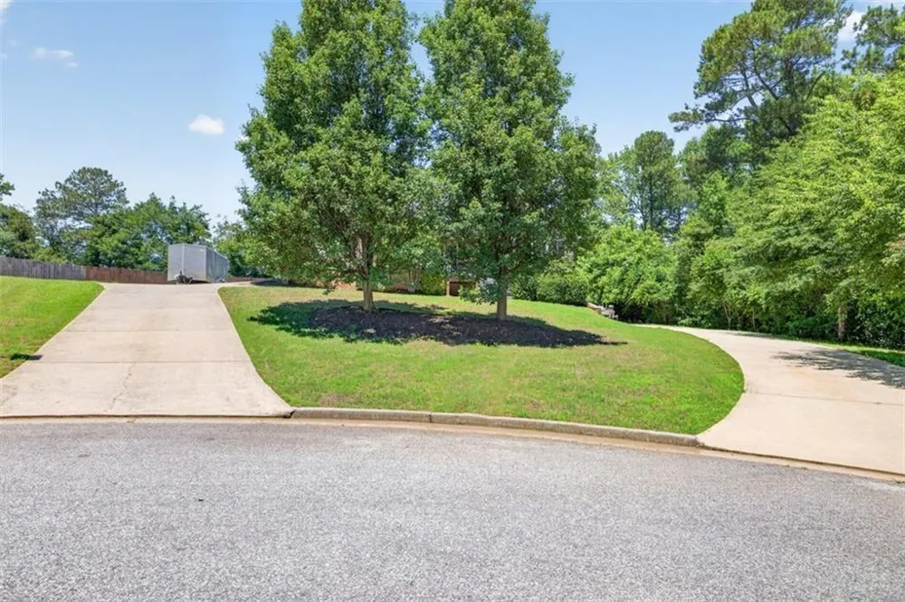 89 Katie Spring Lane Jefferson, GA 30549