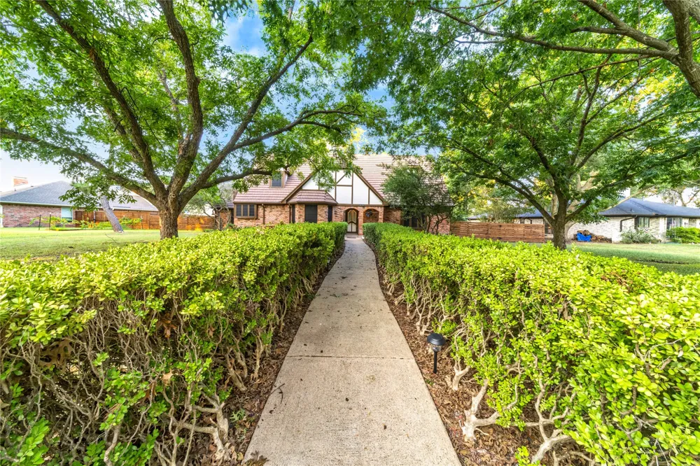 212 Magic Lane Sunnyvale, TX 75182