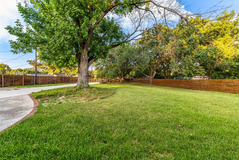 212 Magic Lane Sunnyvale, TX 75182
