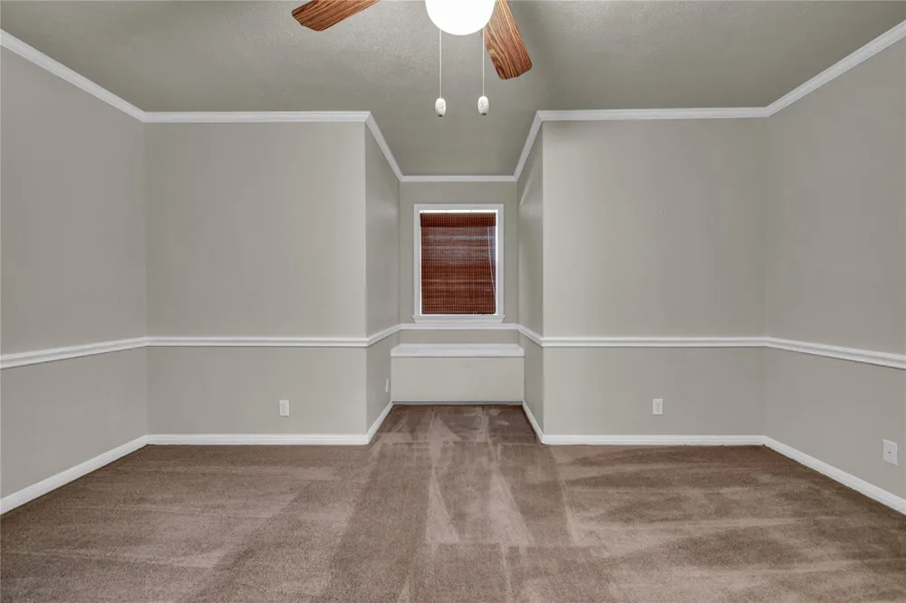 235 S Amherst Drive West Columbia, TX 77486