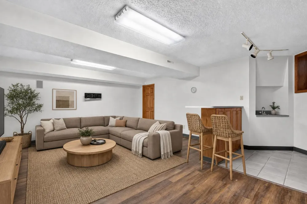 1802 Lakeshore Drive #6 St. Joseph, MI 49085