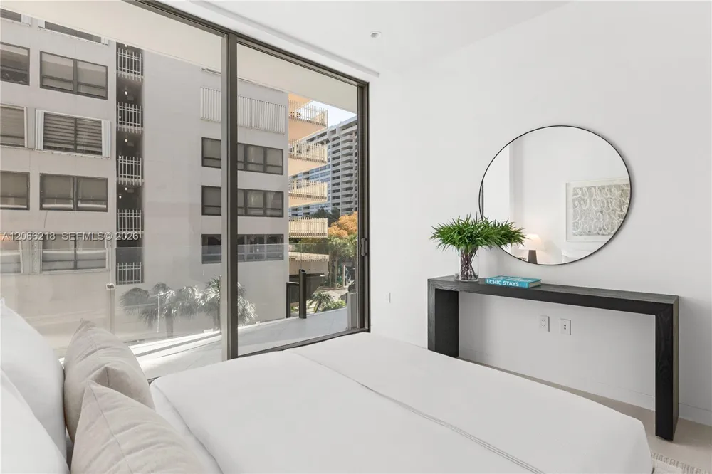 5 Grove Isle #S301 Coconut Grove, FL 33133