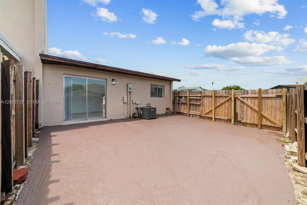 19528 NW 55th Cir Pl #19528 Miami Gardens, FL 33055