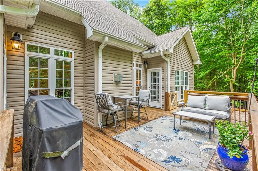 882 Horneytown Road High Point, NC 27265