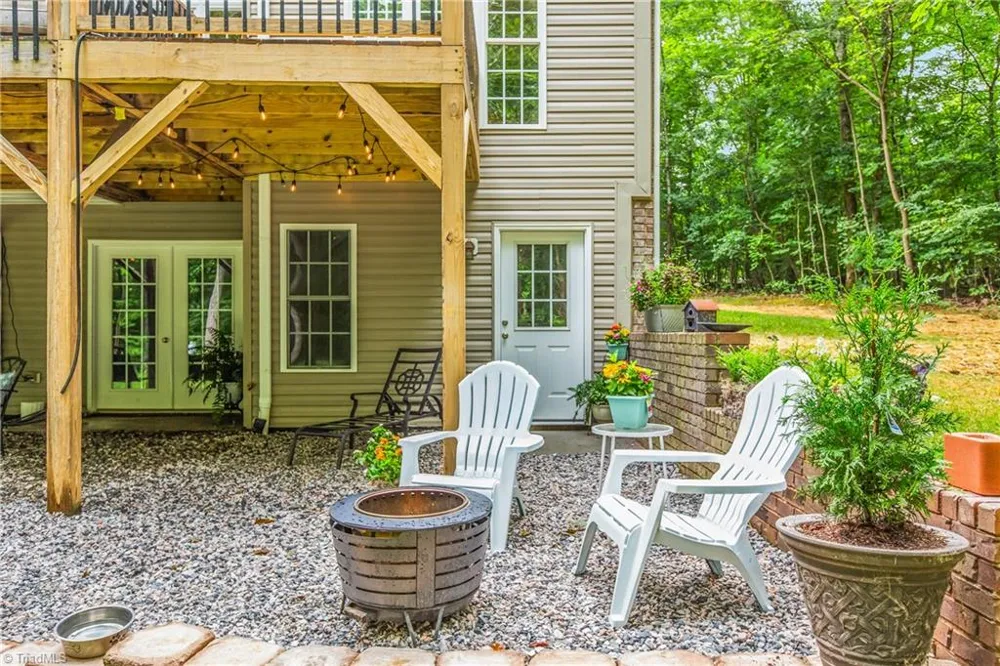 882 Horneytown Road High Point, NC 27265