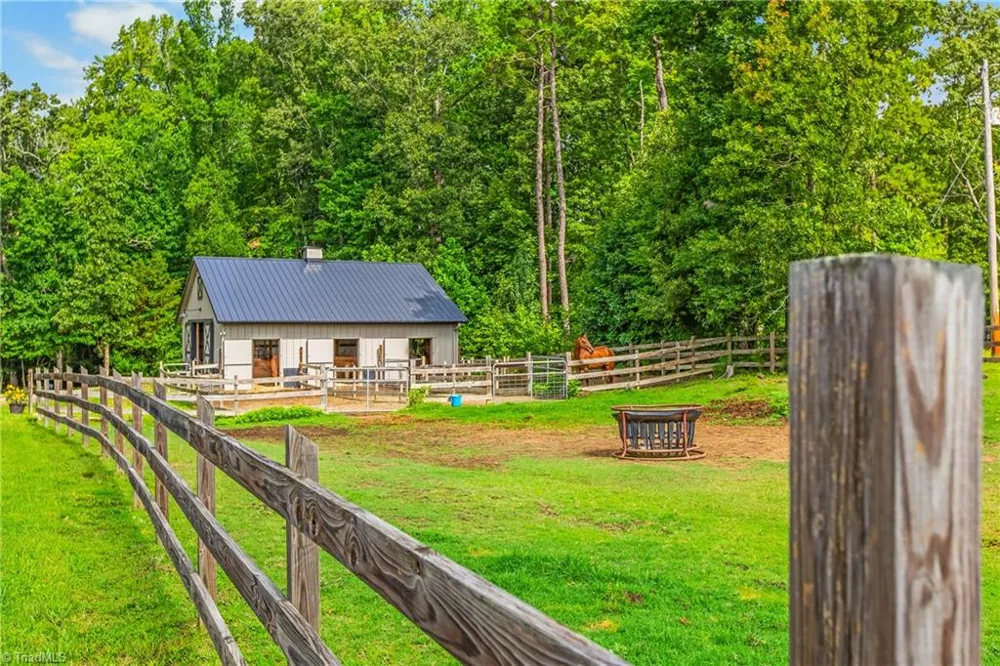 882 Horneytown Road High Point, NC 27265