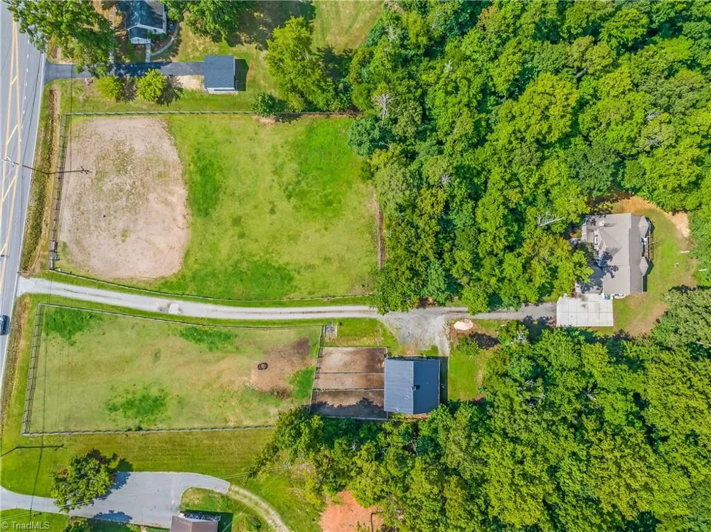 882 Horneytown Road High Point, NC 27265