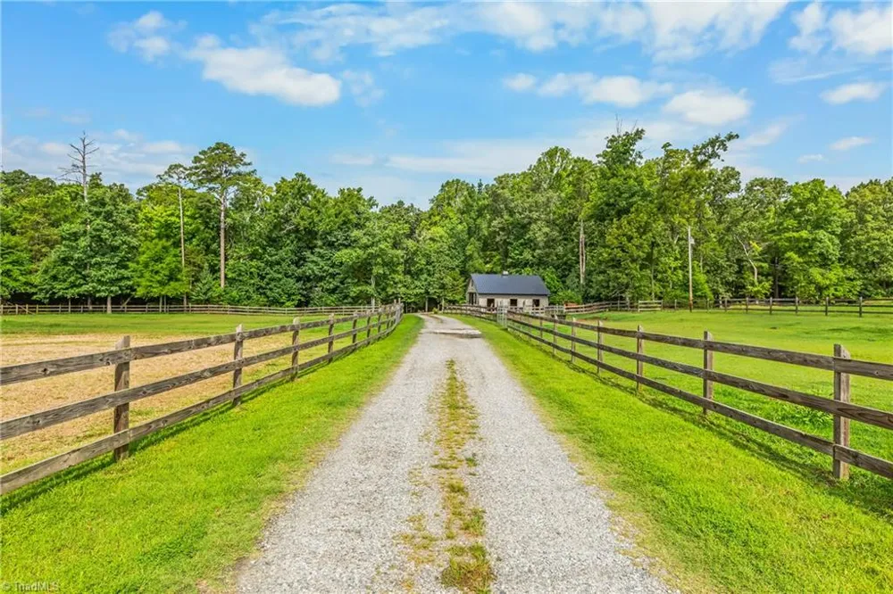 882 Horneytown Road High Point, NC 27265