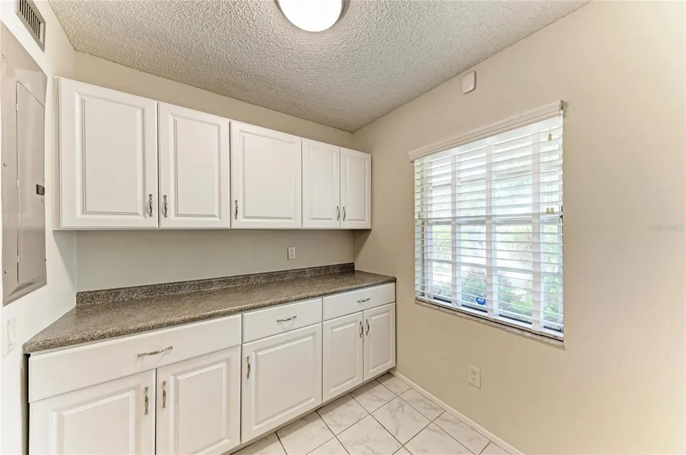 6999 W COUNTRY CLUB DRIVE #123 Sarasota, FL 34243