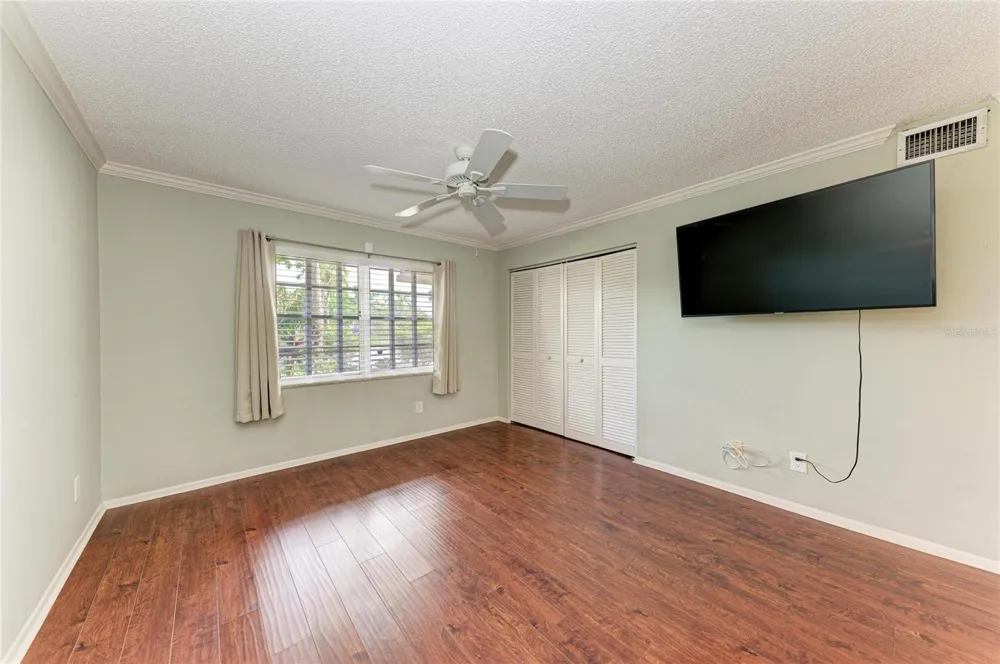 6999 W COUNTRY CLUB DRIVE #123 Sarasota, FL 34243