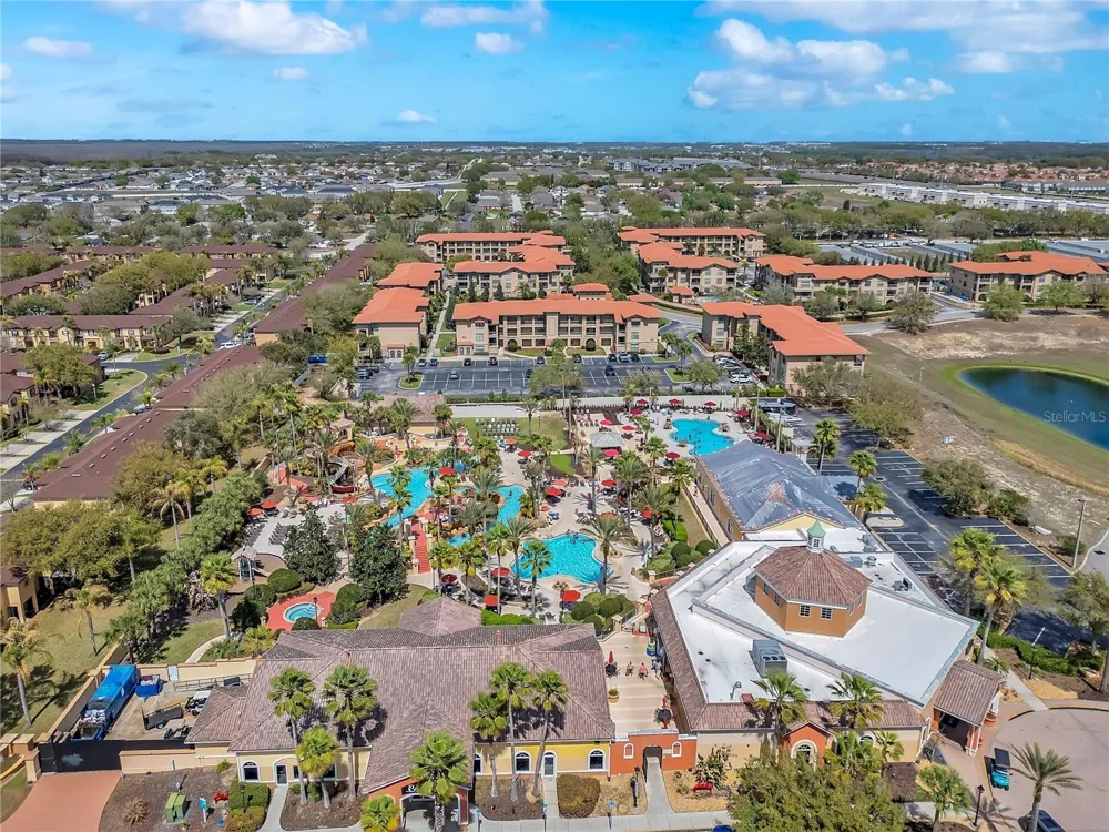 2735 CALABRIA AVENUE Davenport, FL 33897