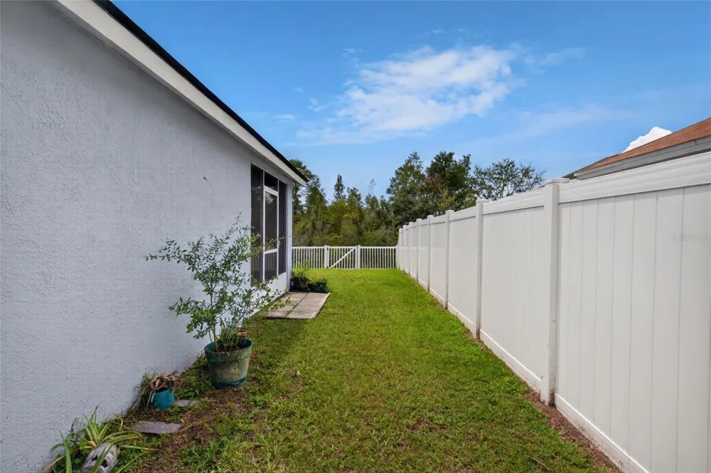 24331 CROSSCUT ROAD Lutz, FL 33559