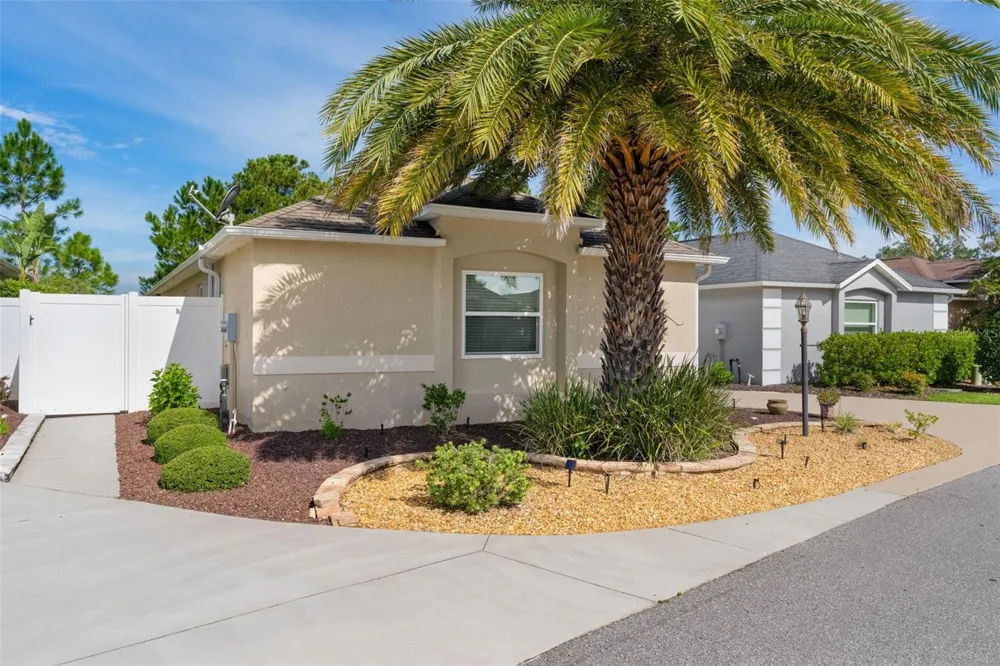 16844 SE 91ST PHILLIPS COURT The Villages, FL 32162